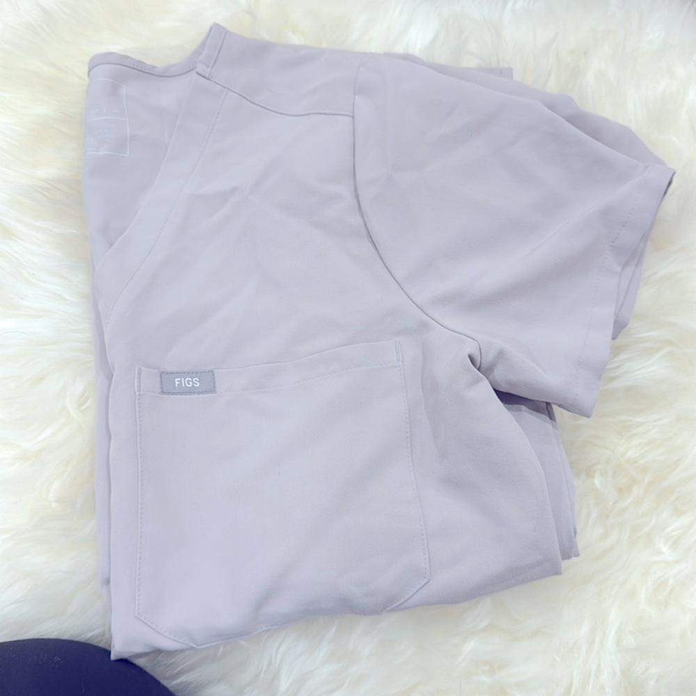 Figs Catarina One-Pocket Scrub Top Cement Small